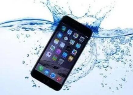 iPhone手机掉水里怎么办？捞出来后怎么处理一下